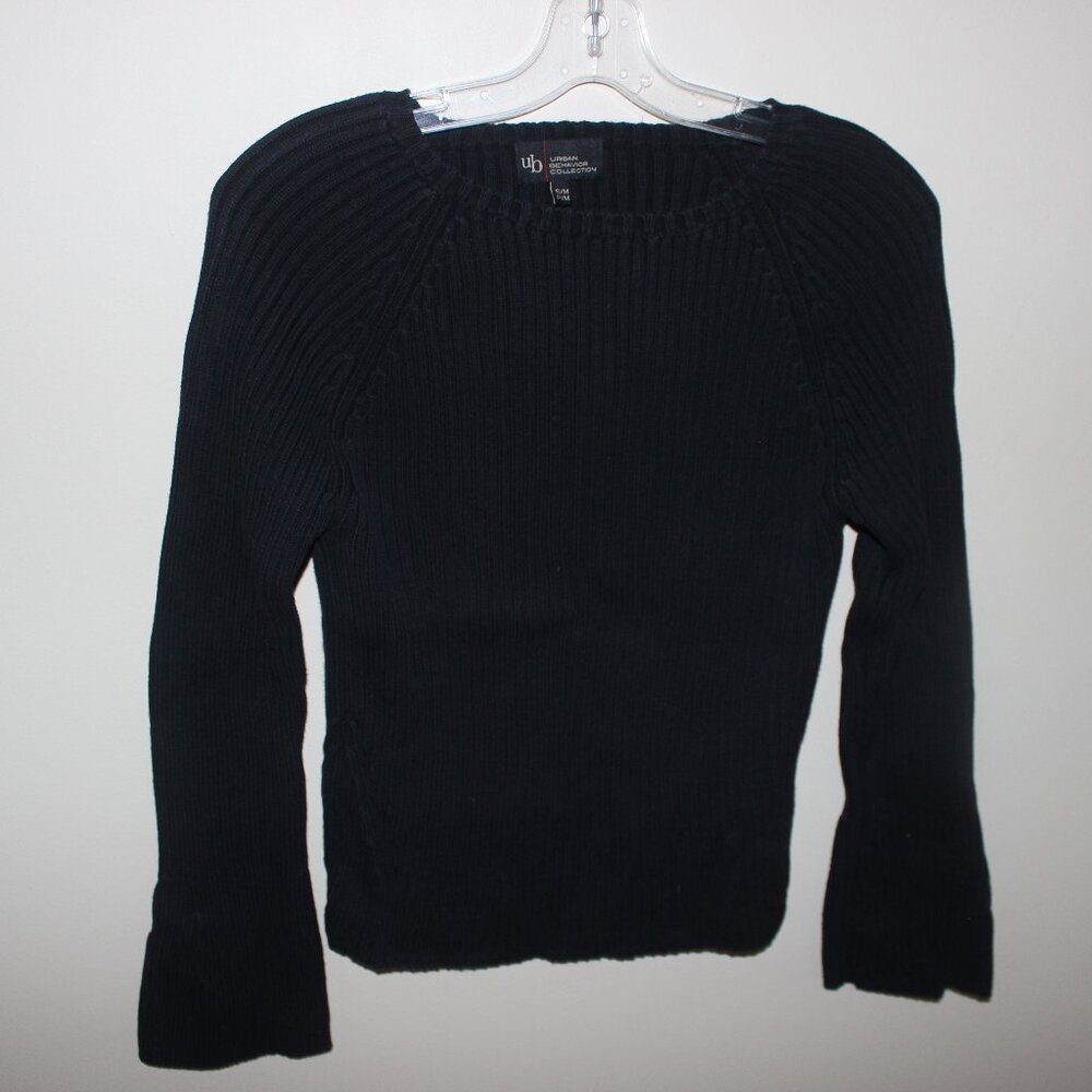 FREE*❤️Urban Behavior UB Jeans black knitted sweater 100% acrylic Korea made